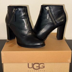 UGG BLACK LEATHER HEEL ANKLE BOOTS 1016944 SZ 8.